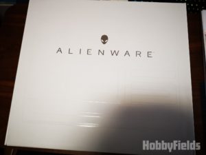 Alienware m15 外箱